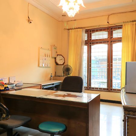 Guest House Samarinda Buitenkant foto