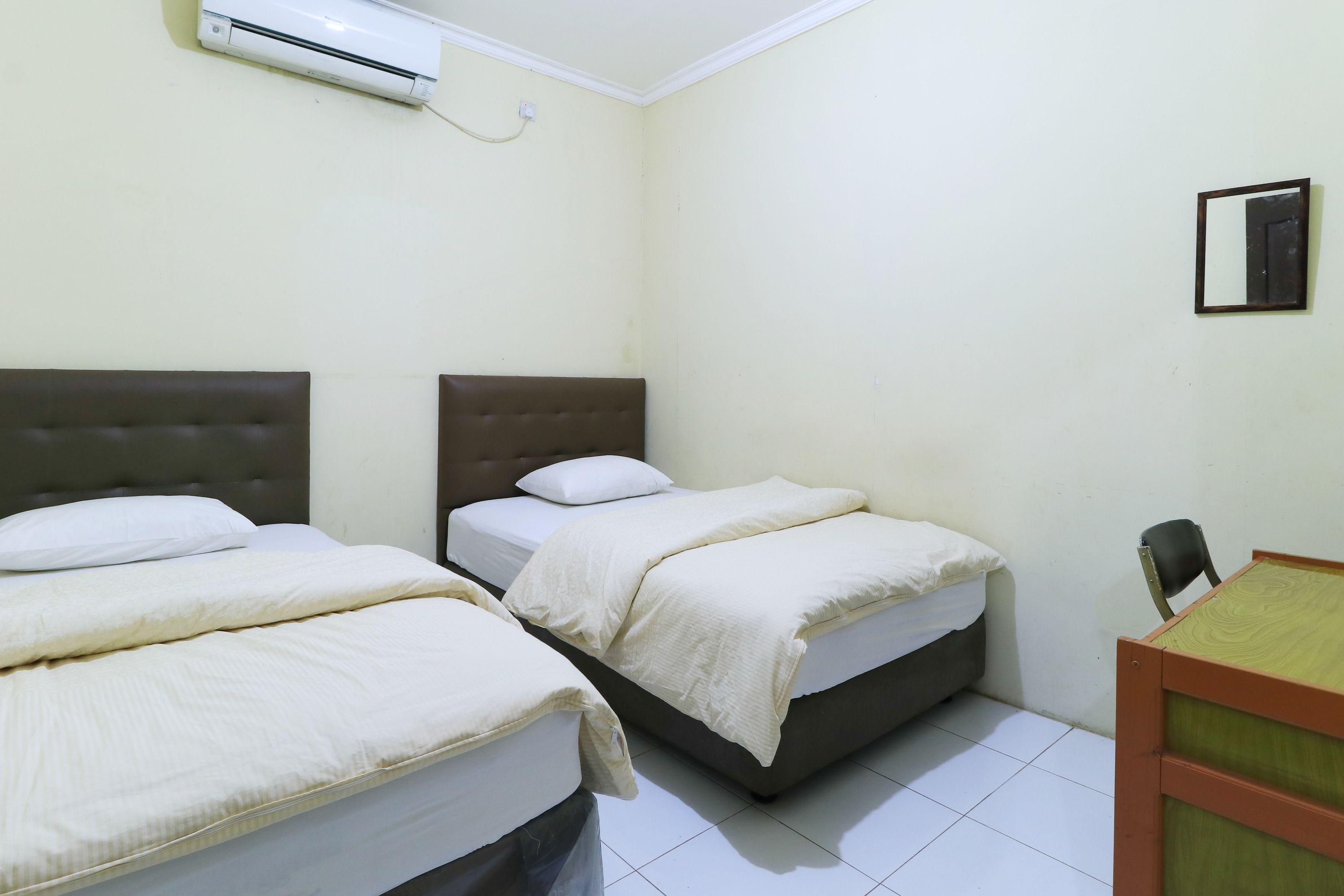 Guest House Samarinda Buitenkant foto