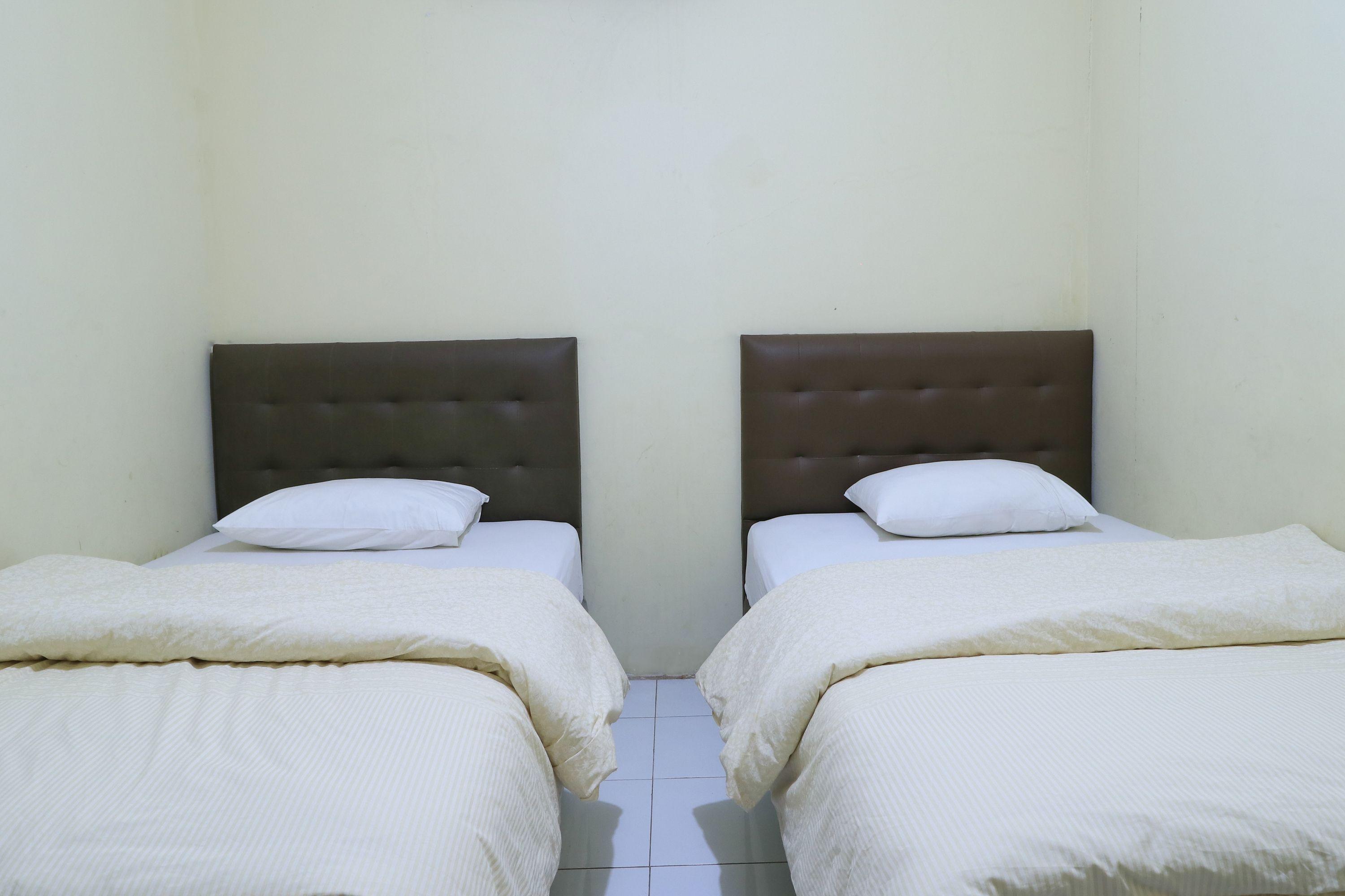 Guest House Samarinda Buitenkant foto