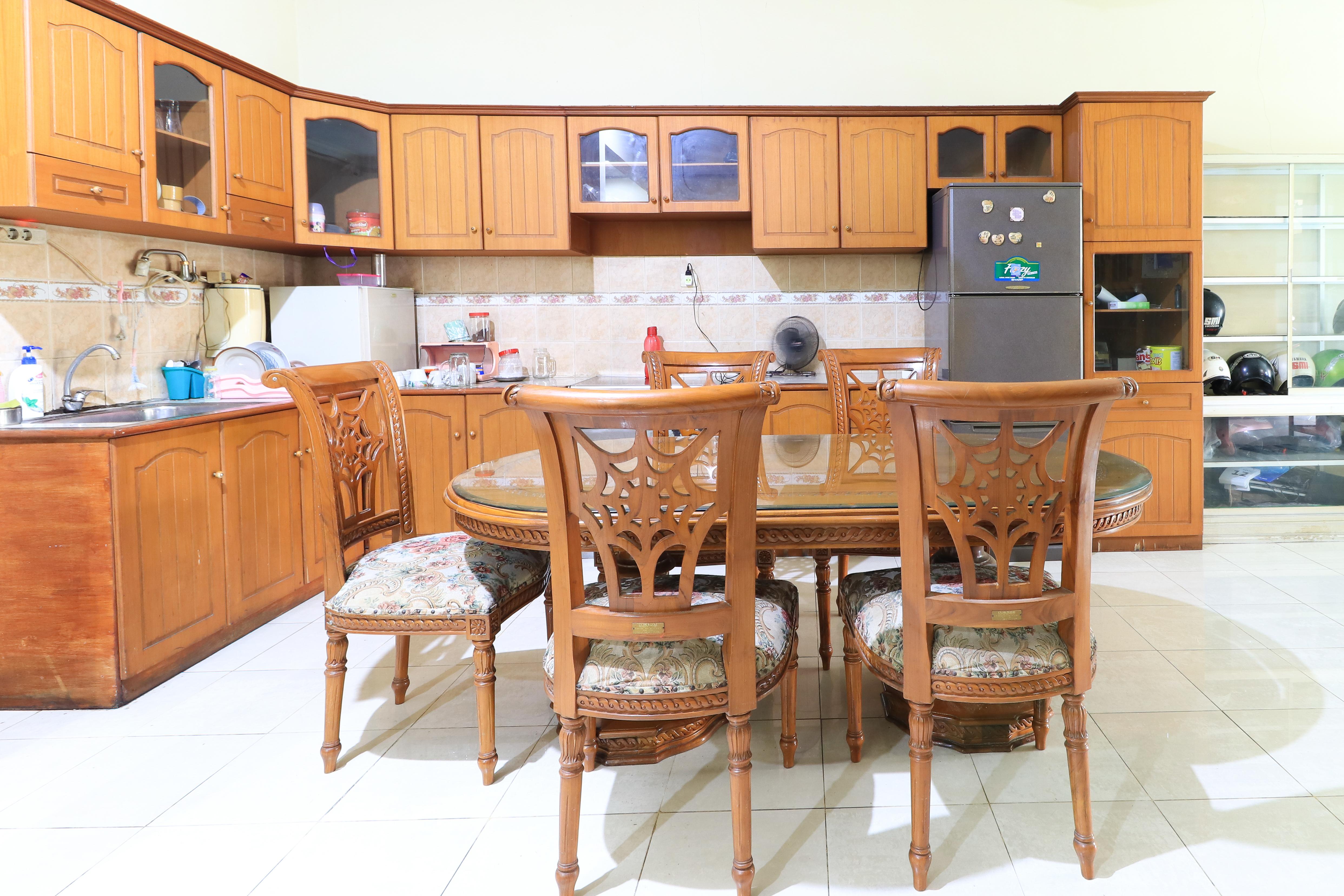 Guest House Samarinda Buitenkant foto