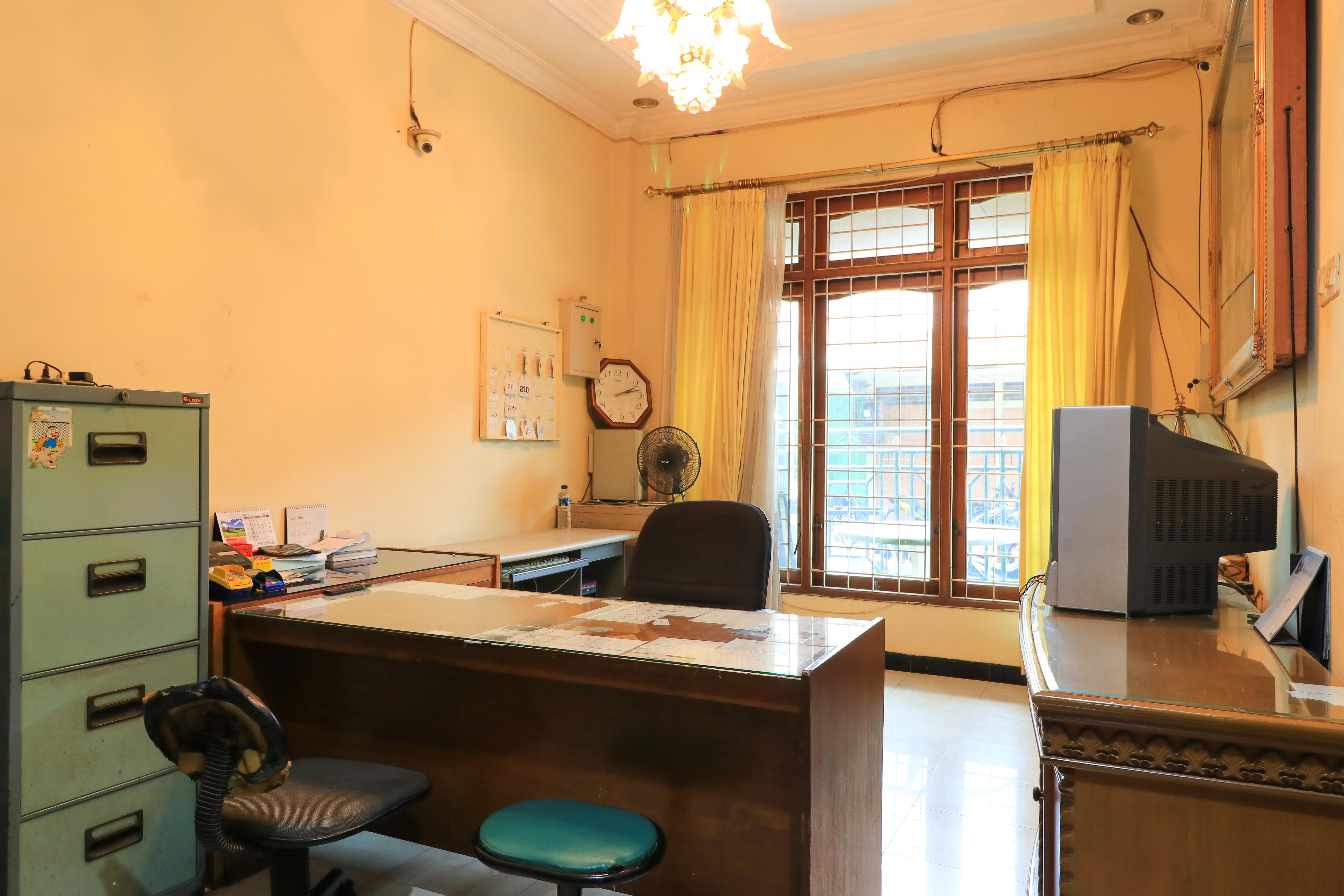 Guest House Samarinda Buitenkant foto
